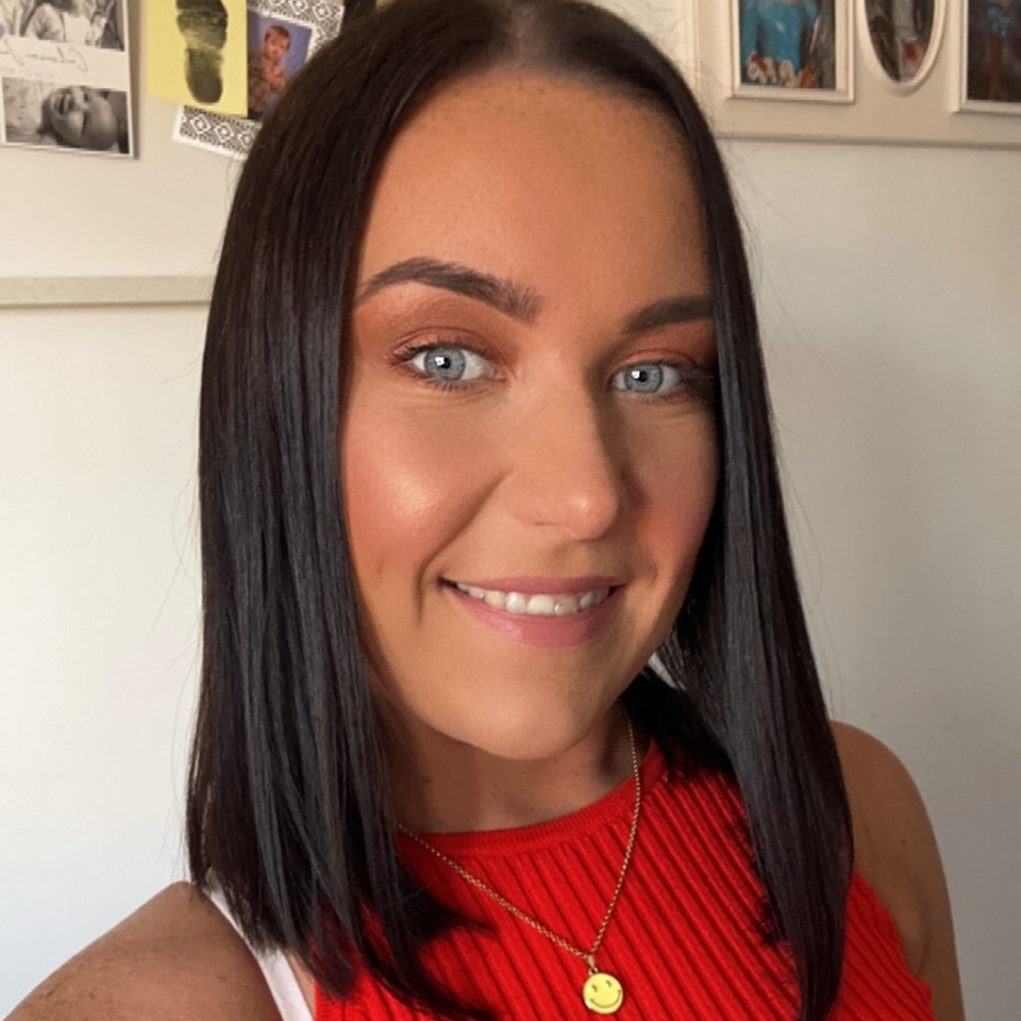 Headshot of Cerys Greenslade, UHI Moray graduate who studied a Modern Apprenticeship in Health and Social Care Headshot of Cerys Greenslade, UHI Moray graduate who studied a Modern Apprenticeship in Health and Social Care