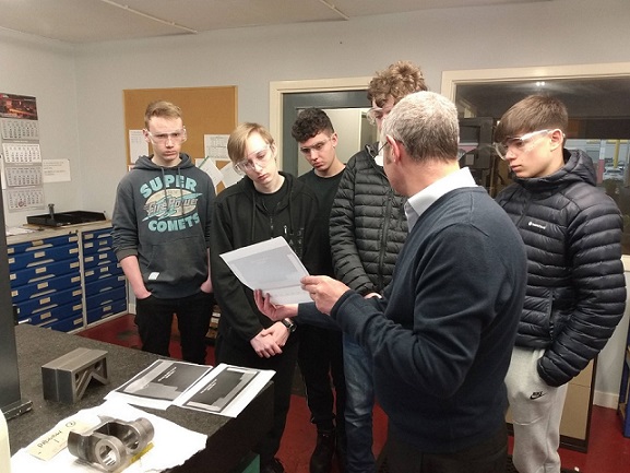 Foundation Apprentices speaking to Simon Hart, Hendry Hydraulics