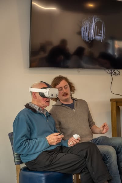 Finlay MacDonald demonstrating the virtual reality view of the tanks